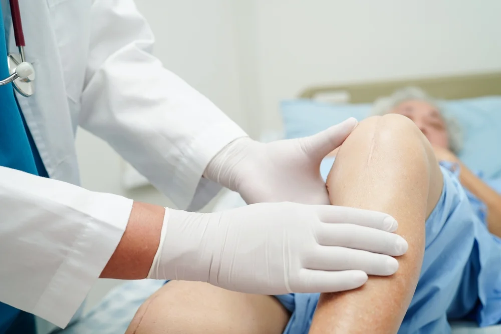 Geniculate Artery Embolization in Van Nuys CA